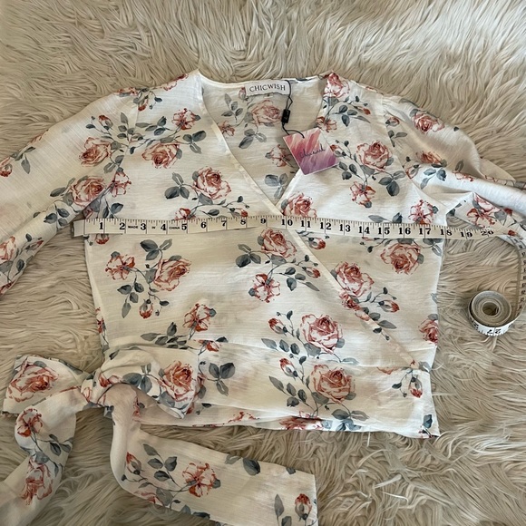 NWT | Chicwish Floral Top - Picture 7 of 15